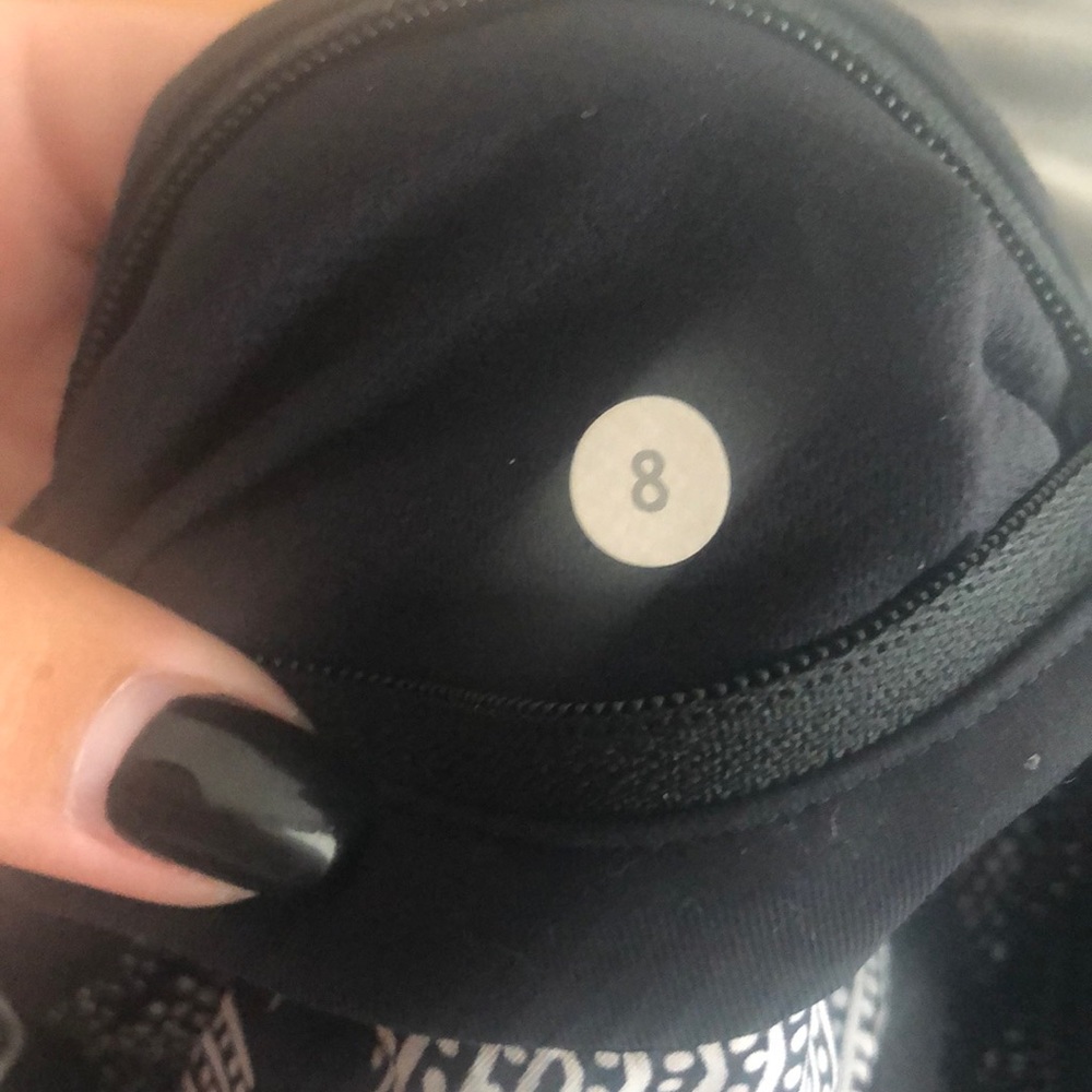 Lululemon Speed Up Short - RARE - Picture 3 of 3